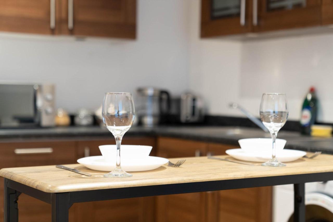 Two Bedroom Apartment-One Choice Stays- Jewellery Quarter Birmingham Kültér fotó